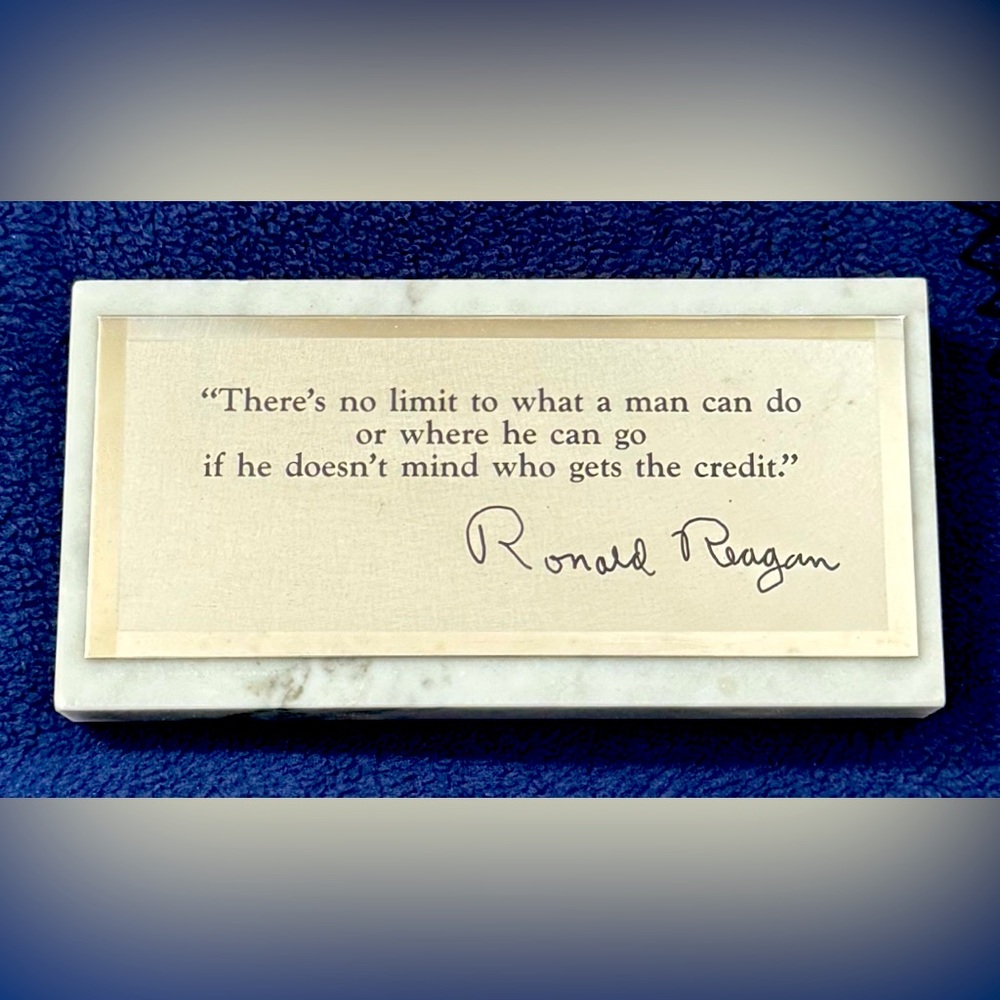 😎 President Ronald Reagan vintage custom granite engraved desk paperweig…